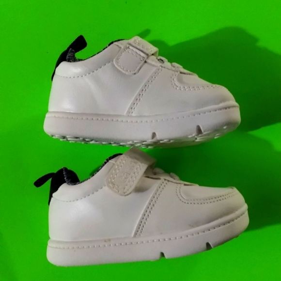 Carter toddler shoes. - Picture 2 of 5